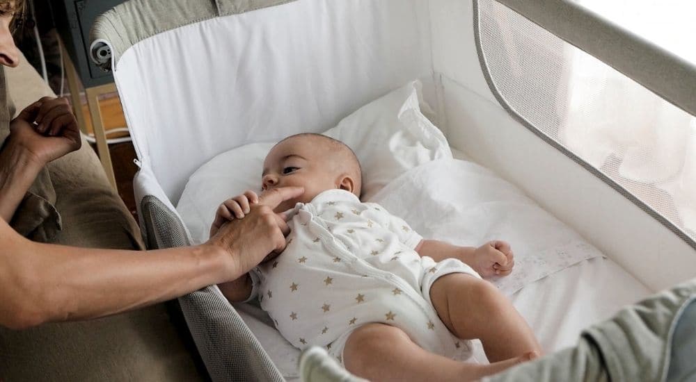 Qué debes tener en cuenta antes de comprar la cuna para bebés