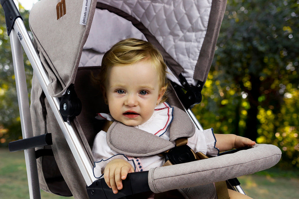 Silla de paseo MOMA PLUS. Una silla todoterreno y cómoda
