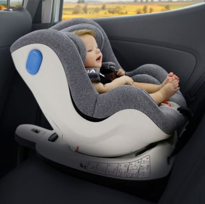 16 claves fundamentales para montar la silla de coche para niños