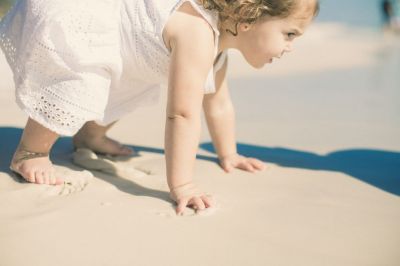 Cuándo aprenden a caminar los bebés: la ayuda adecuada.