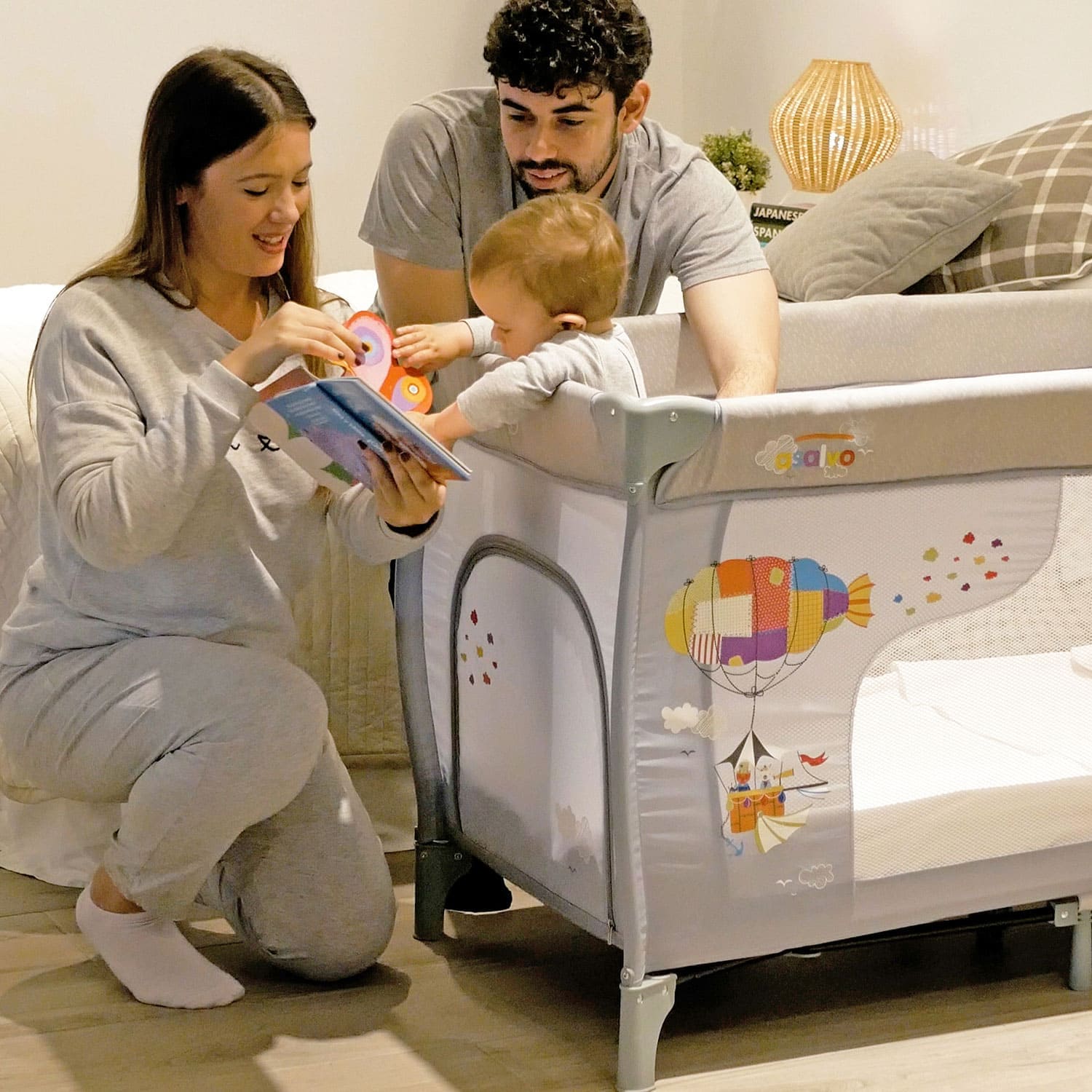 Complete Travel Crib Plus Zeppelin