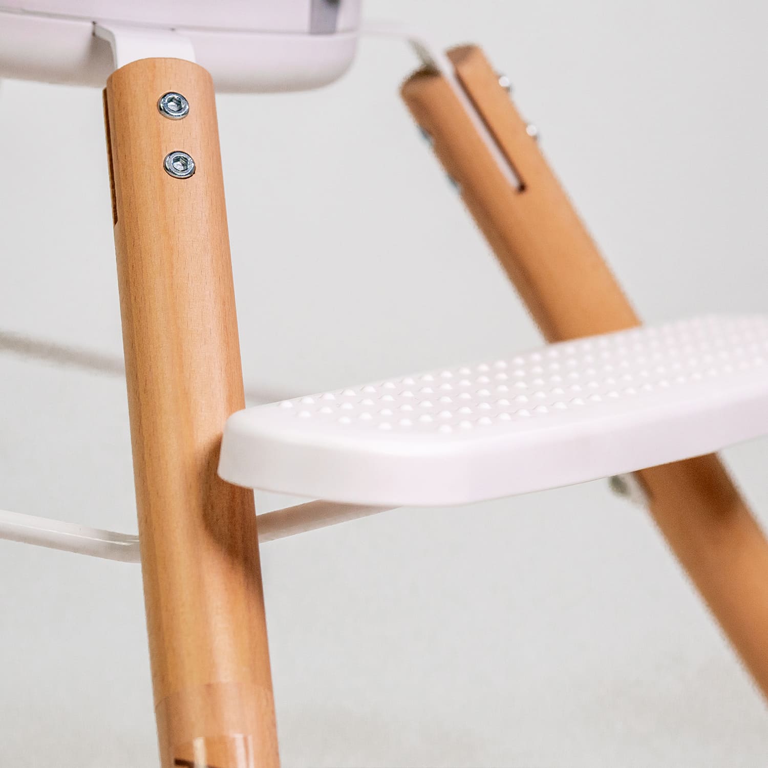 Adriá Wooden High Chair