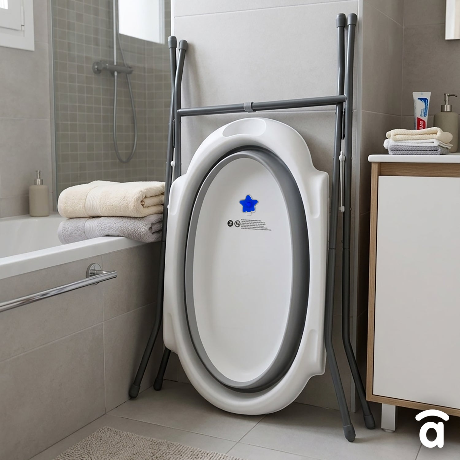 Banheira dobrável com pés e redutor Luigi