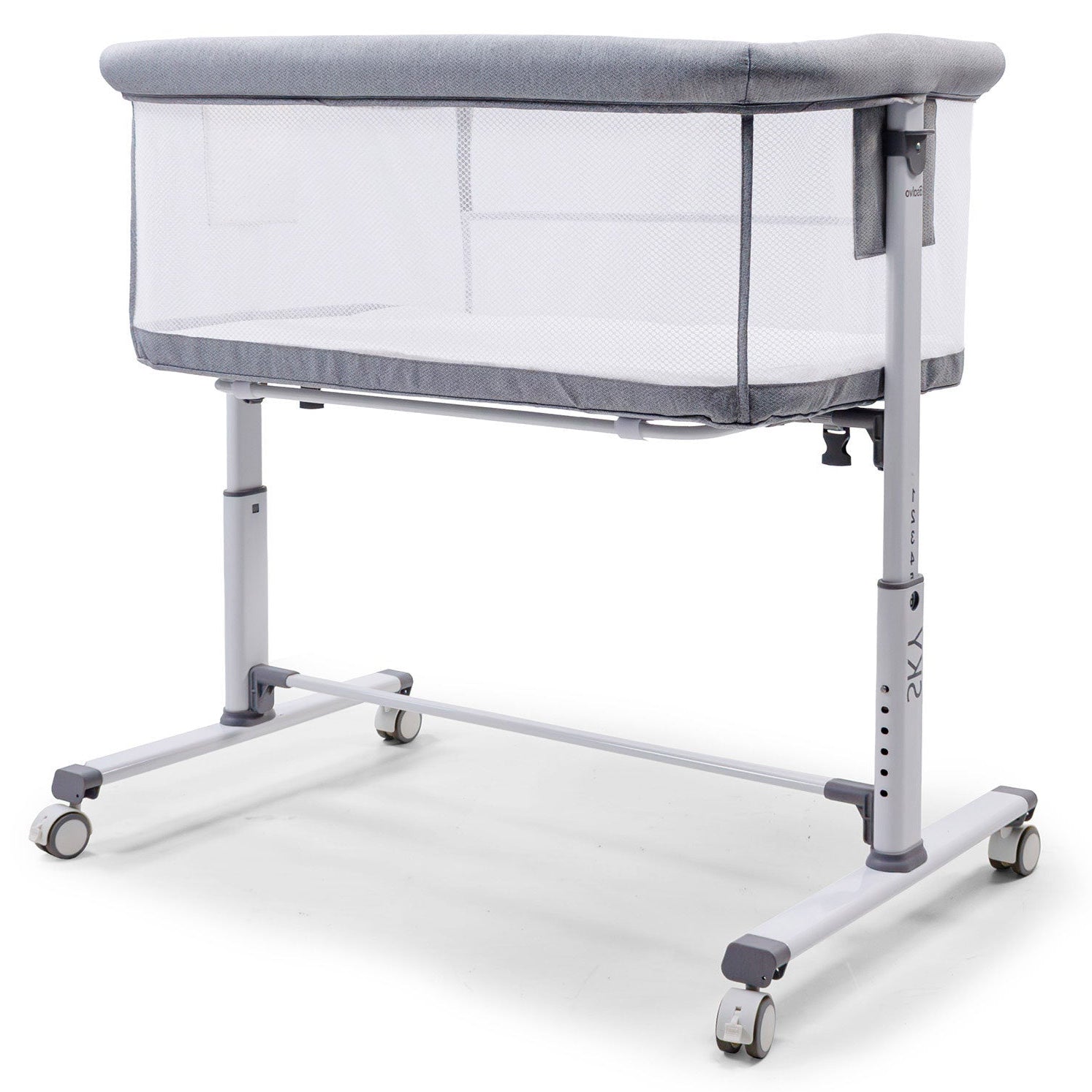 Sky gray co-sleeping mini crib