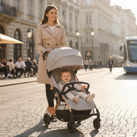 Plis Plas beige stroller