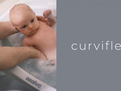 CURVIFLEX. La bañera perfecta para el bebé.
